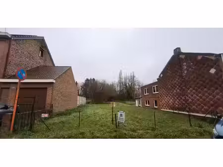 terrain à bâtir à vendre à marcinelle pour € 85.000