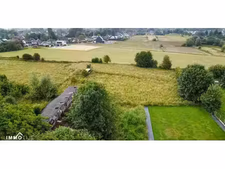 terrain à bâtir à vendre à mere pour € 175.000