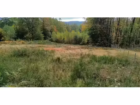 terrain à bâtir à vendre à chevron pour € 130.000