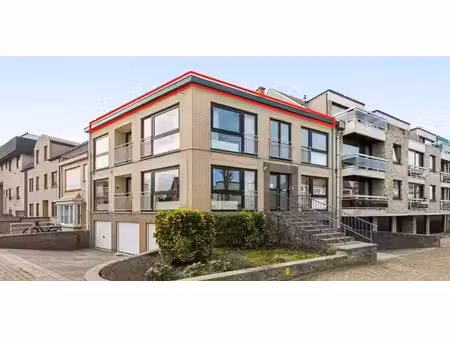 appartement à vendre à koksijde pour € 179.000 avec 3 chambres à coucher