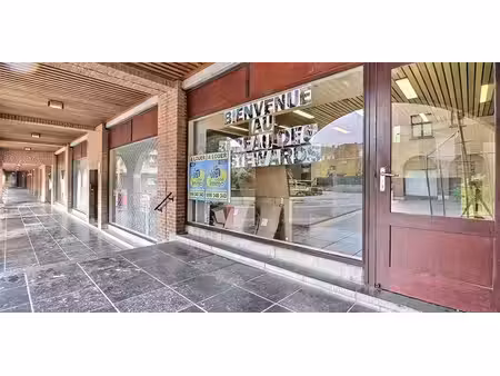 entrepôt à vendre à mouscron pour € 179.000