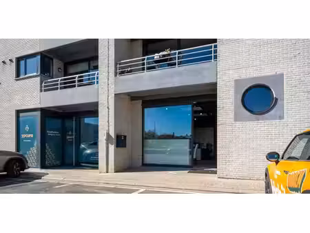 bâtiment commercial à vendre à ieper pour € 189.000