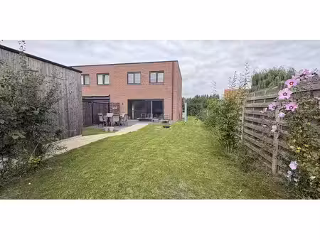 maison à vendre à nederename pour € 430.000 avec 3 chambres à coucher