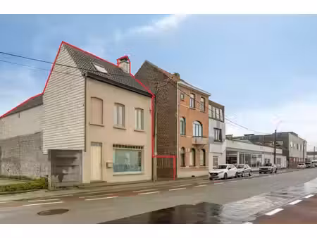 maison mitoyenne à vendre à courtrai !