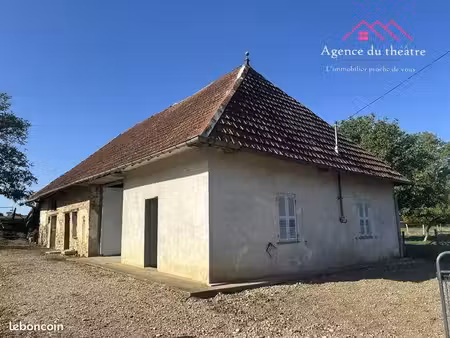 ferme 3 pièces 150 m²