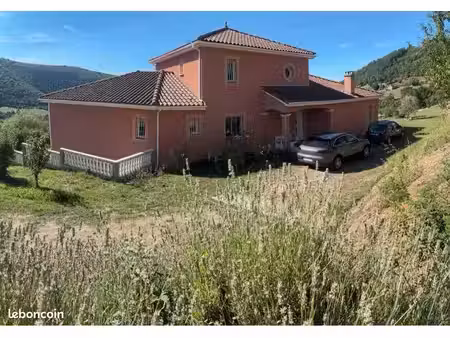 maison 5 pièces 196m2 avec piscine