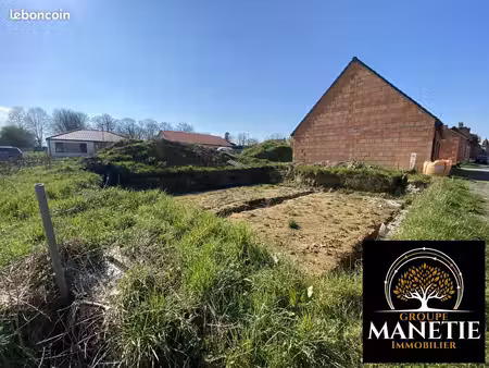 terrain 296 m² roclincourt