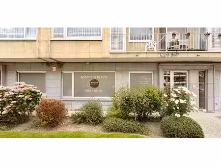 sous option - bien commercial à vendre à molenbeek-saint-jean