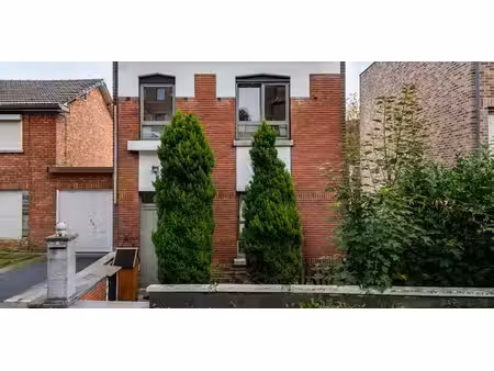 sous option - maison à vendre à vaux-sous-chèvremont avec 2 chambres à coucher