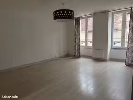 location 3 pieces
