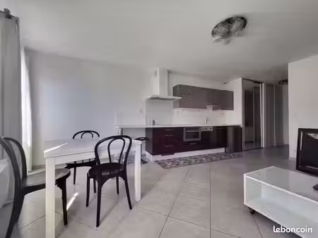 maison de village 66 56 m² – jardin – loggia – garage – saint-maximin-la-sainte-baume