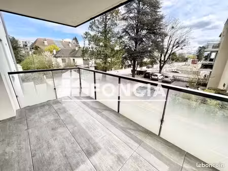 appartement 3 pièces 62.53m² à louer 1410.52 - ferney voltaire 01210