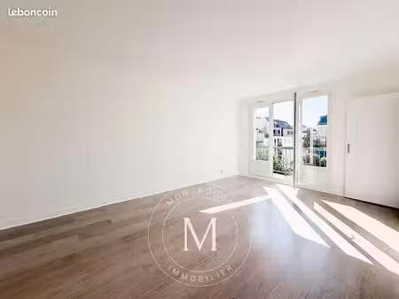 studio 1 pièce 29 m²