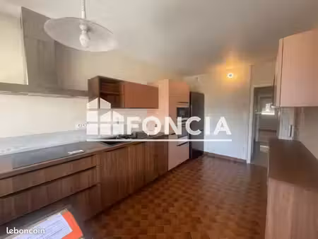 appartement 5 pièces 93.36m² à louer 980 - saint jean de maurienne 73300