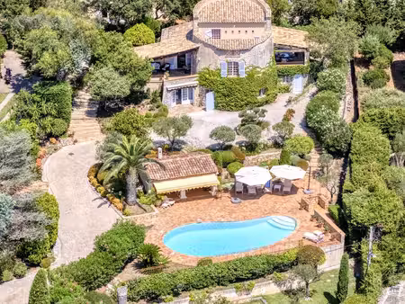 villa vu mer  proche des plages et centre villes