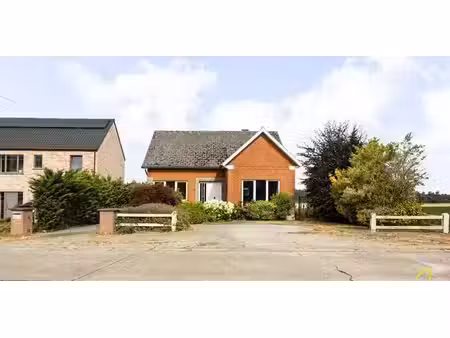 sous option - maison à vendre à ollignies avec 3 chambres à coucher