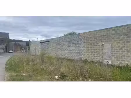 entrepôt à vendre à manage pour € 225.000