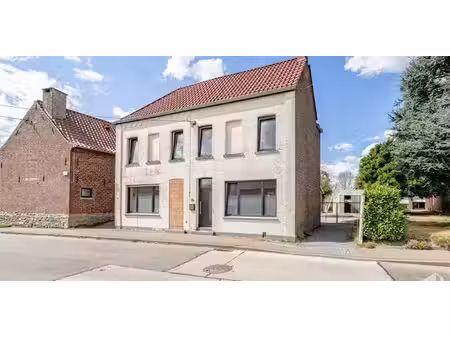 maison à vendre à jollain-merlin pour € 279.000 avec 2 chambres à coucher