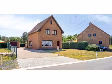 sous option - maison à vendre à oostham avec 3 chambres à coucher
