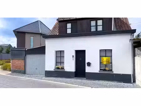 sous option - maison à vendre à impe avec 3 chambres à coucher
