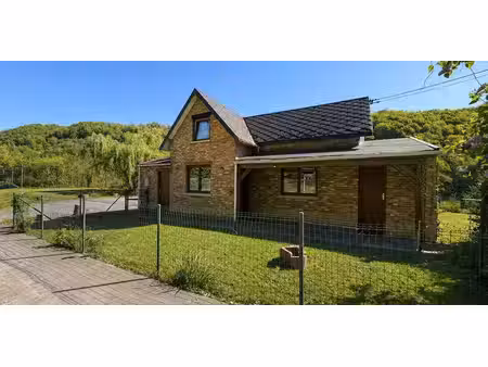 maison à vendre à poulseur pour € 199.000 avec 2 chambres à coucher