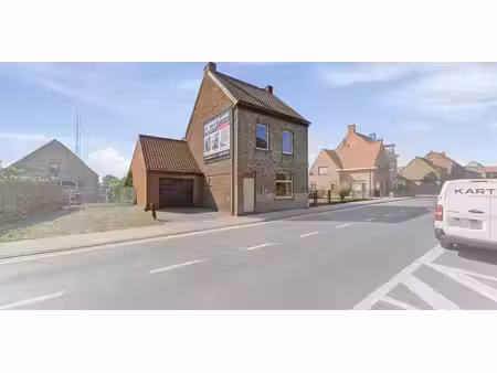 maison à vendre à esen pour € 279.000 avec 3 chambres à coucher