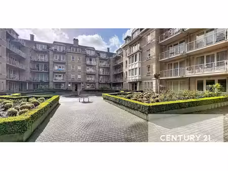 sous option - appartement à vendre à braine-l'alleud avec 2 chambres à coucher