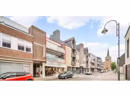 duplex à vendre à neeroeteren pour € 275.000 avec 4 chambres à coucher