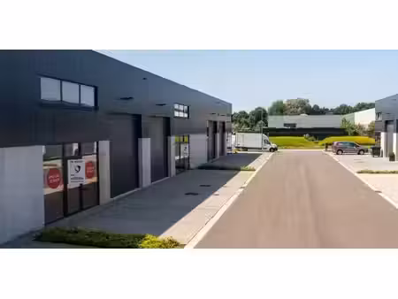 bâtiment d’entreprise à vendre à zwevegem pour € 291.000