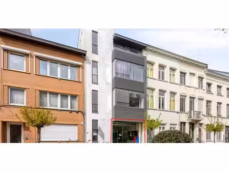 bâtiment commercial à vendre à mechelen pour € 275.000