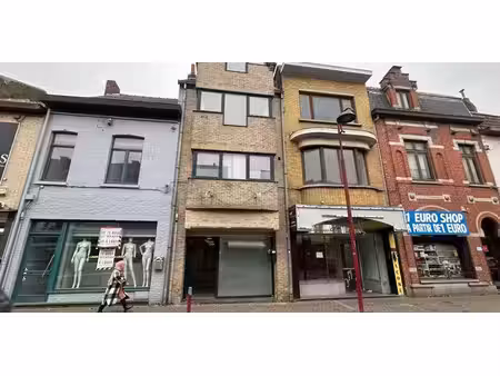 bien commercial à vendre à menen pour € 200.000 avec 4 chambres à coucher