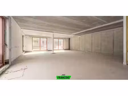 bâtiment commercial à vendre à sint-lievens-houtem pour € 295.000