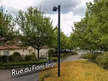 introuvable - maison mitoyenne sans vis à vis avec terrain - quartier des beaux jours