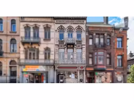 sous option - usage mixte à vendre à charleroi avec 8 chambres à coucher