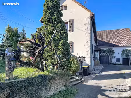 ferme 6 pièces 198 m²