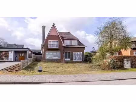 maison à vendre à lille pour € 319.000 avec 5 chambres à coucher