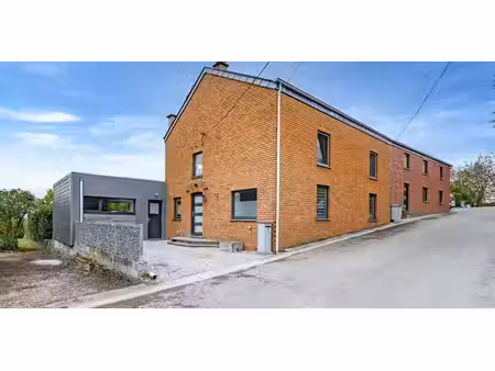 maison à vendre à aye pour € 315.000 avec 4 chambres à coucher