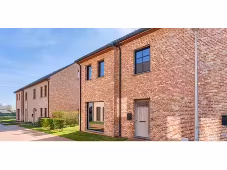 sous option - maison à vendre à kozen avec 3 chambres à coucher