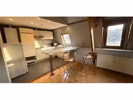 usage mixte à vendre à péruwelz pour € 200.000 avec 4 chambres à coucher