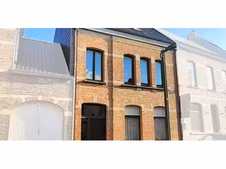 sous option - maison à vendre à pittem avec 4 chambres à coucher