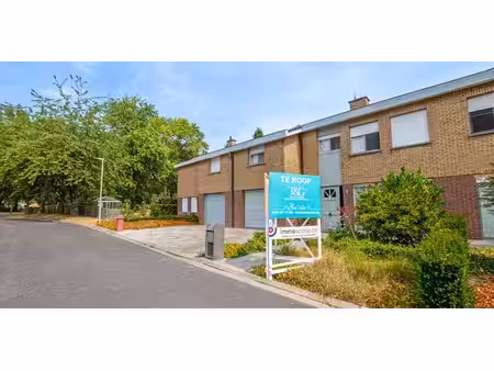 sous option - maison à vendre à gullegem avec 4 chambres à coucher