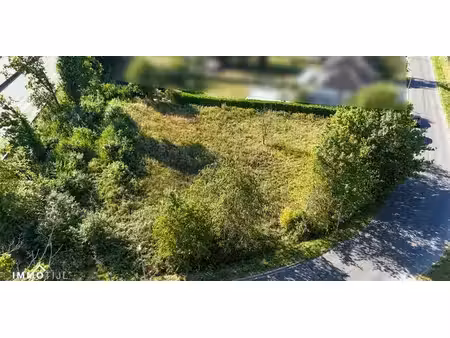terrain à bâtir à vendre à essene pour € 199.000