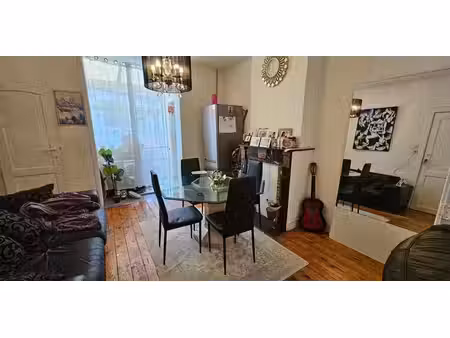 app. rez-de-chaussée à vendre à uccle pour € 279.000 avec 2 chambres à coucher