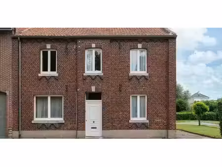 sous option - maison à vendre à beverst avec 6 chambres à coucher