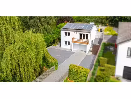 maison à vendre à feneur pour € 275.000 avec 2 chambres à coucher