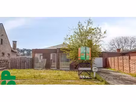 sous option - maison à vendre à veerle avec 4 chambres à coucher