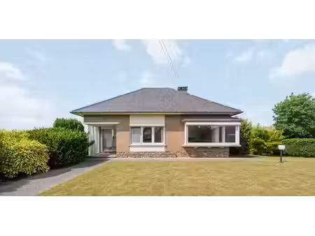 maison à vendre à veldwezelt pour € 299.000 avec 3 chambres à coucher
