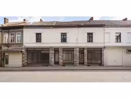 usage mixte à vendre à lessines pour € 295.000 avec 6 chambres à coucher