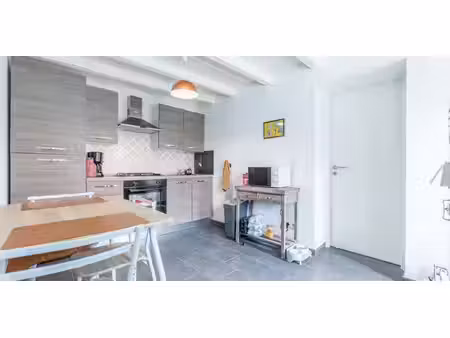 sous option - maison à vendre à saint-léger avec 2 chambres à coucher