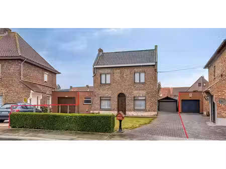 maison à vendre à veurne pour € 239.000 avec 5 chambres à coucher